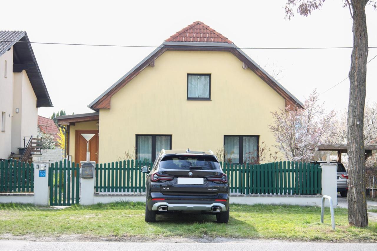Small-Comfy Guest House In Donaustadt Garden - Not Shared! เวียนนา ภายนอก รูปภาพ